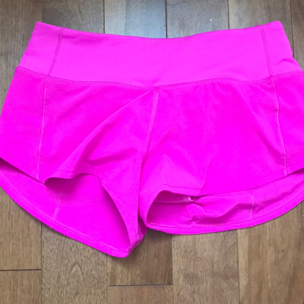 Lululemon POW pink 2.5 inch shorts  size 2 Only worn once